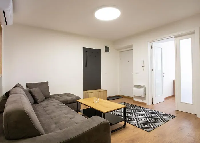 Apartment Ivy